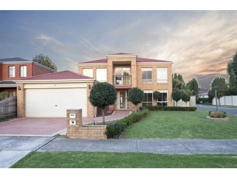 10 Boyden Square, Roxburgh Park VIC 3064
