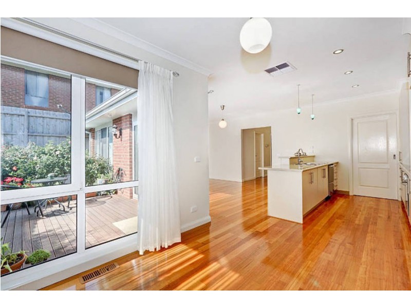 2/49 Rokewood Crescent, Meadow Heights VIC 3048