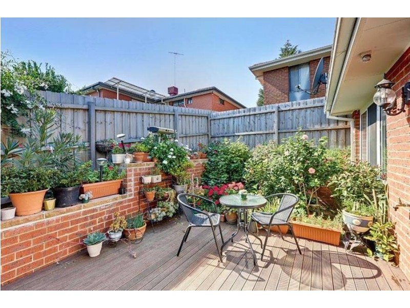 2/49 Rokewood Crescent, Meadow Heights VIC 3048