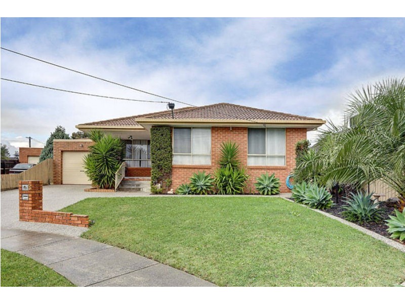 1/8 Seville Court, Meadow Heights VIC 3048