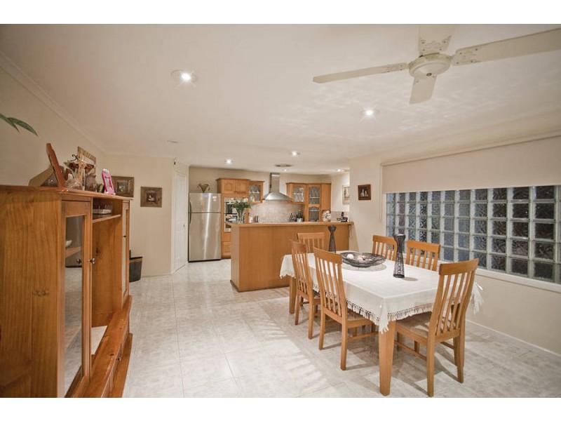 12 Buxton Court, Meadow Heights VIC 3048