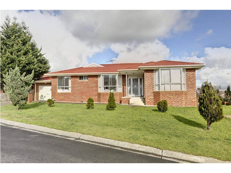 11 Bronco Court, Meadow Heights VIC 3048