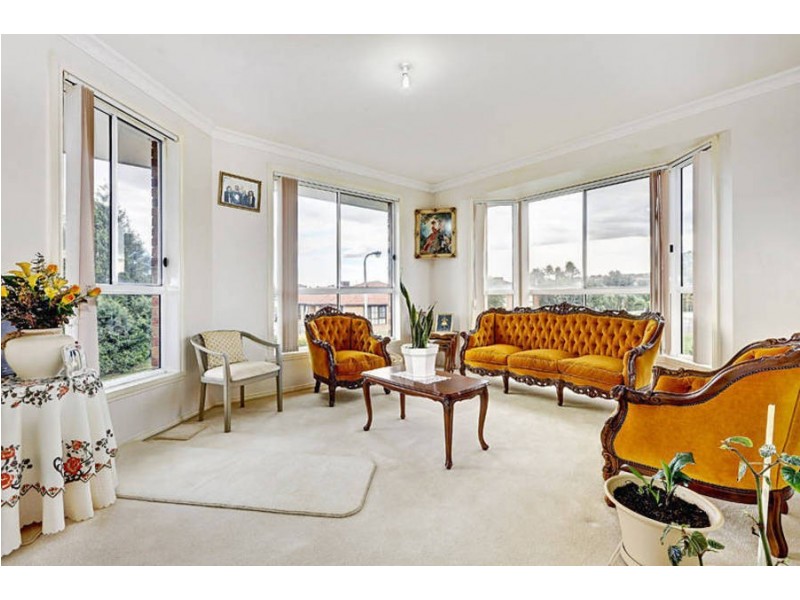 11 Bronco Court, Meadow Heights VIC 3048