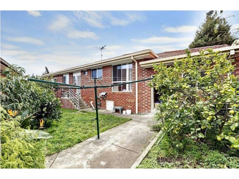 11 Bronco Court, Meadow Heights VIC 3048