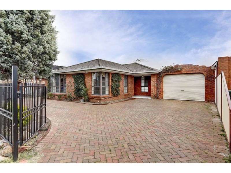 119 Malmsbury Drive, Meadow Heights VIC 3048