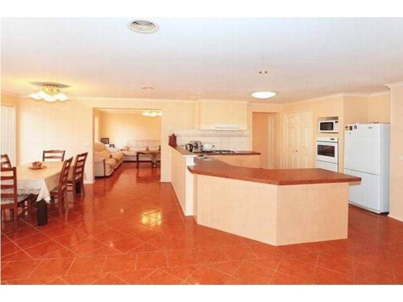 23 Marne Drive, Roxburgh Park VIC 3064