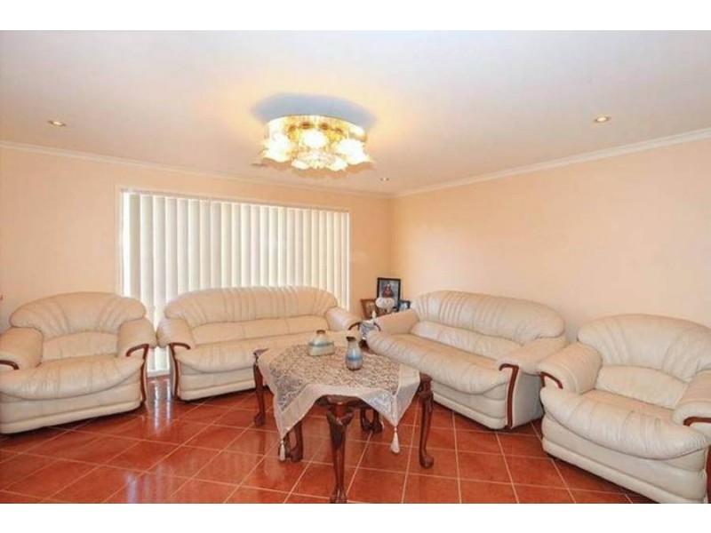 23 Marne Drive, Roxburgh Park VIC 3064