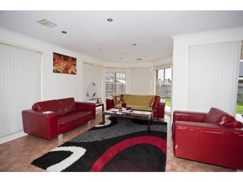 50 Limpopa Square, Roxburgh Park VIC 3064