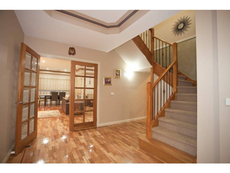 111 Hayfield Road, Roxburgh Park VIC 3064