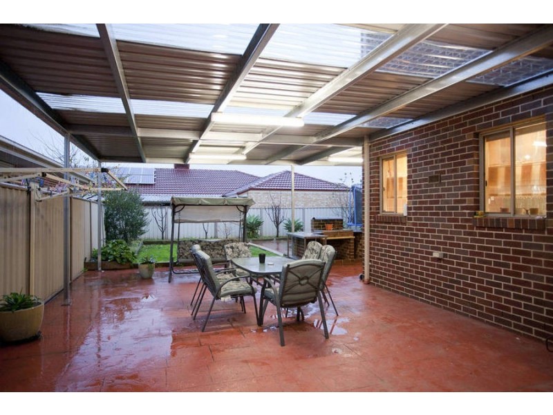 111 Hayfield Road, Roxburgh Park VIC 3064