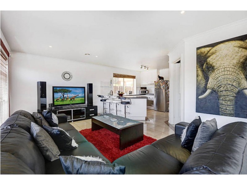 45 Limpopa Square, Roxburgh Park VIC 3064