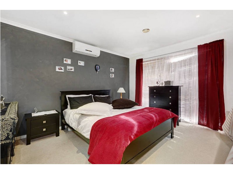 45 Limpopa Square, Roxburgh Park VIC 3064