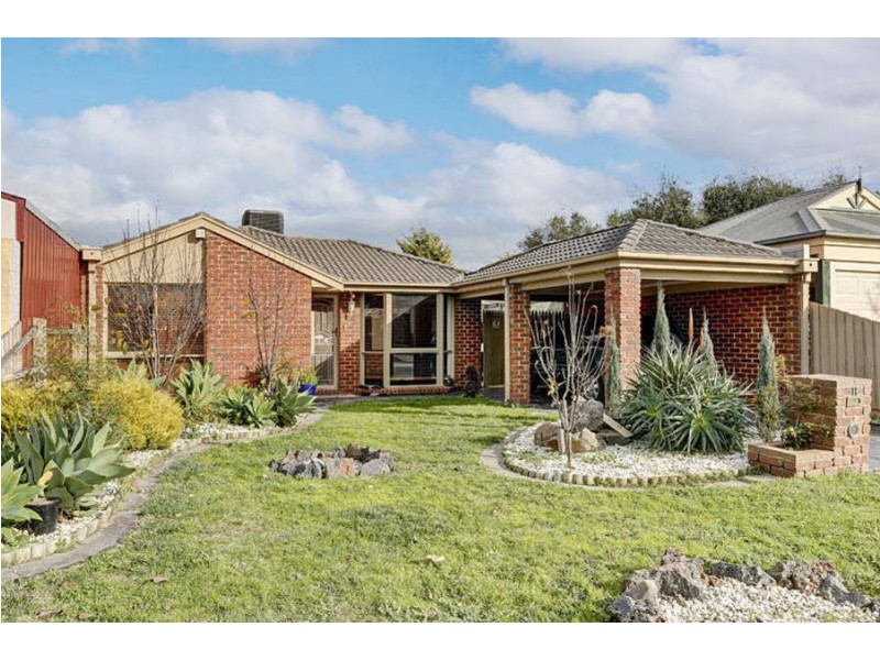 11 Judge Place, Roxburgh Park VIC 3064