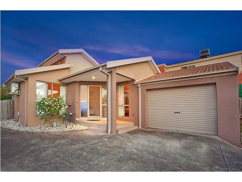 1/34 Papworth Place, Meadow Heights VIC 3048