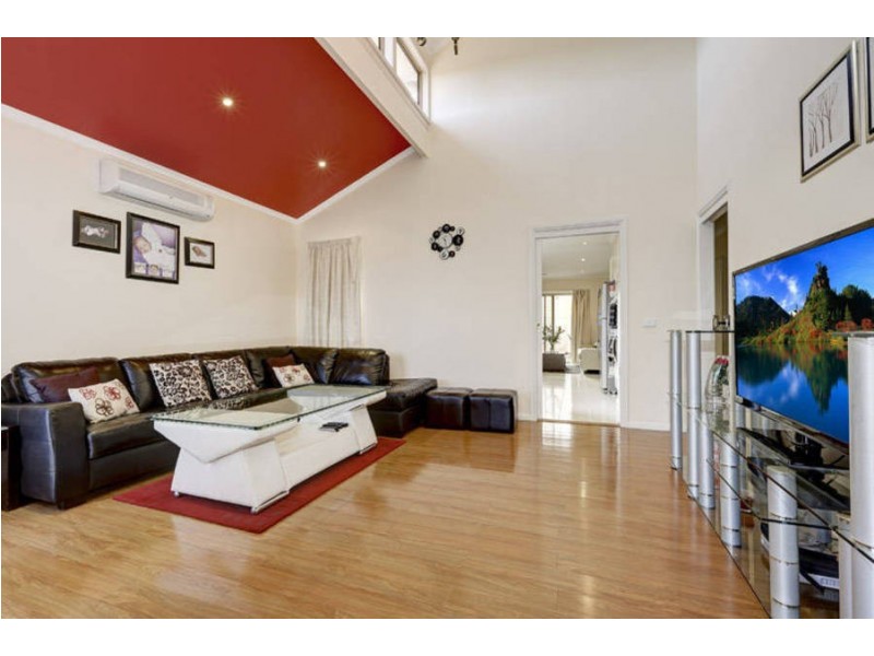 1/34 Papworth Place, Meadow Heights VIC 3048