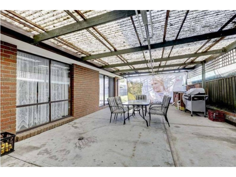 11 Aster Close, Meadow Heights VIC 3048