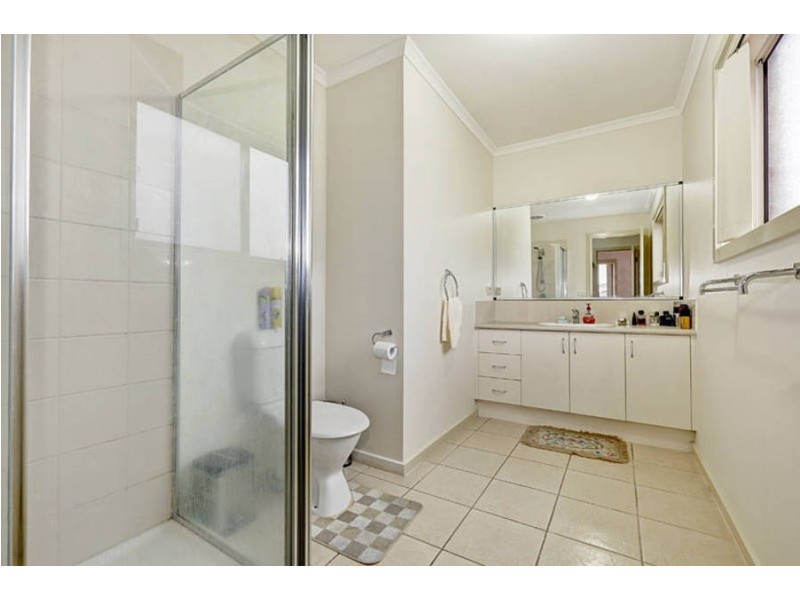 46 Axminster Drive, Craigieburn VIC 3064