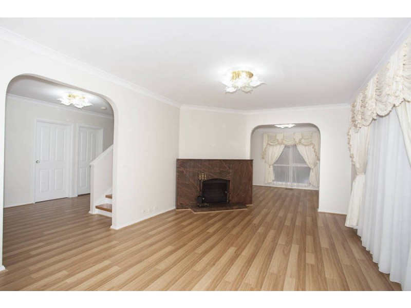 13 Gunbower Crescent, Meadow Heights VIC 3048