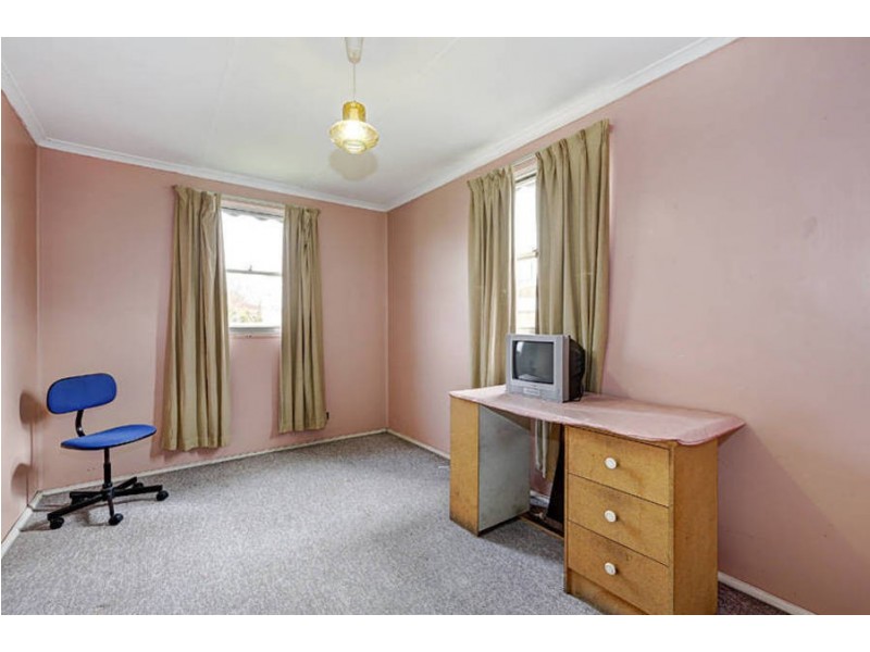 4 Edi Court, Coolaroo VIC 3048