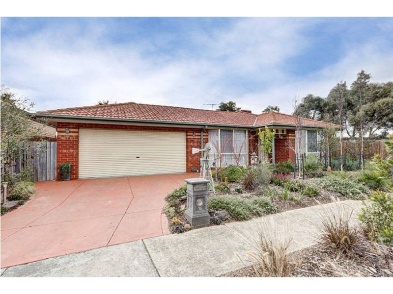 15 Armstrong Court, Roxburgh Park VIC 3064