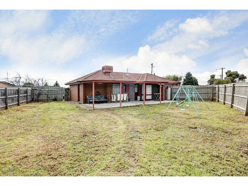 14 Ellam Court, Meadow Heights VIC 3048