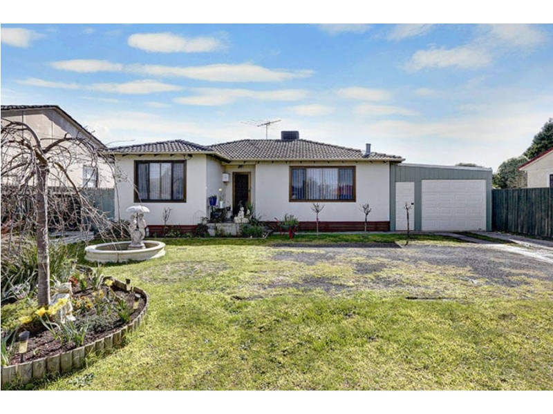 12 Guildford Avenue, Coolaroo VIC 3048