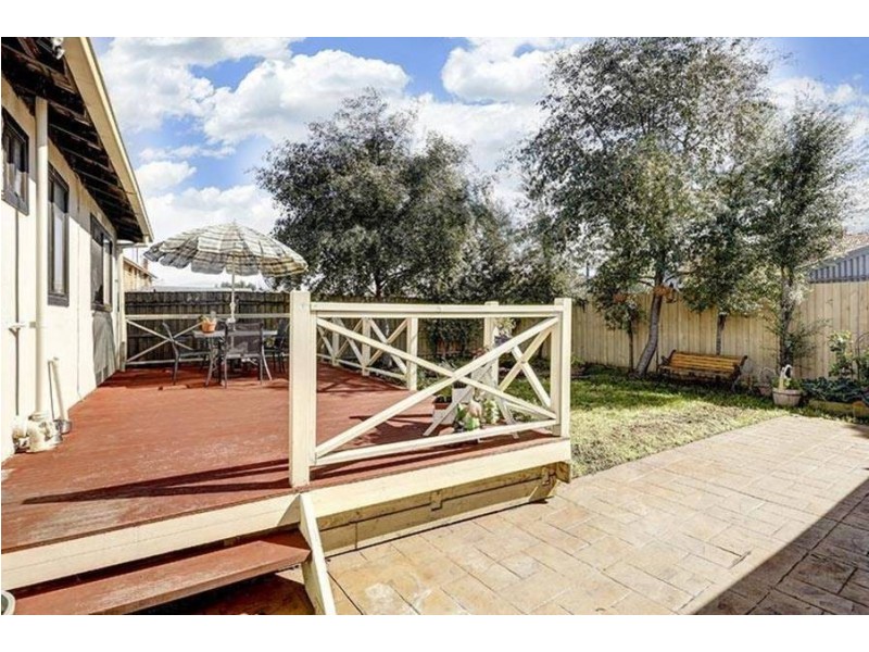 12 Guildford Avenue, Coolaroo VIC 3048