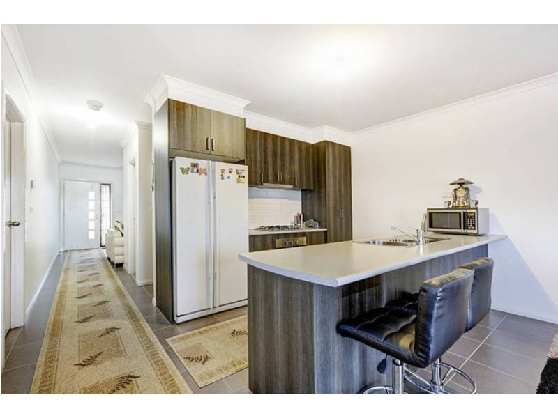 3/6-10 Elsternwick Way, Craigieburn VIC 3064