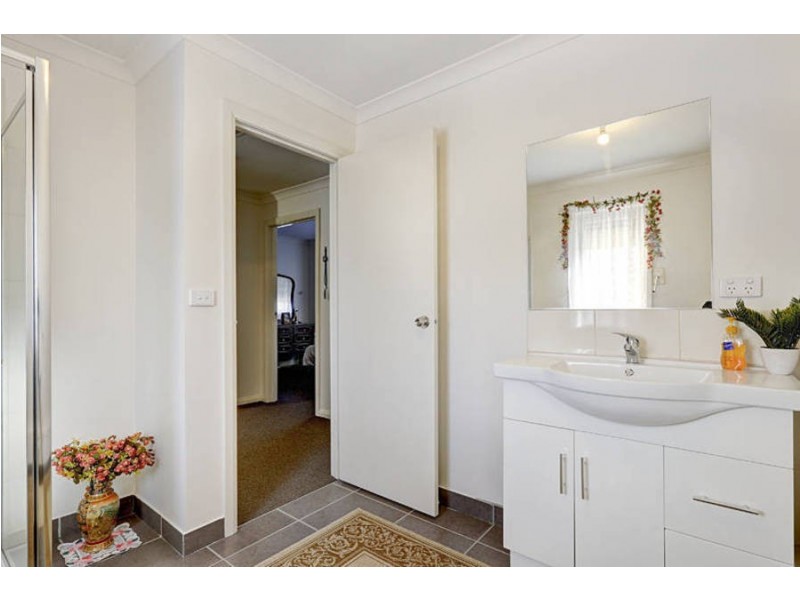 3/6-10 Elsternwick Way, Craigieburn VIC 3064