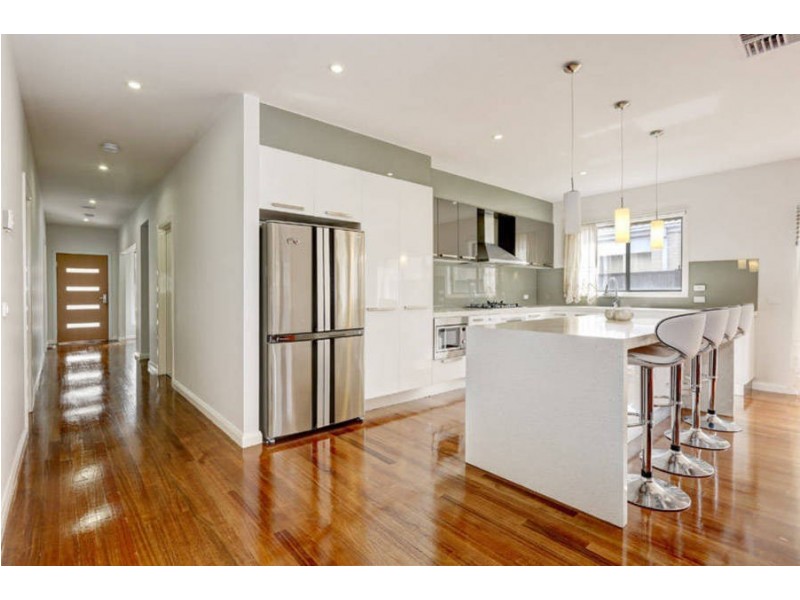 9 Folger Road, Craigieburn VIC 3064