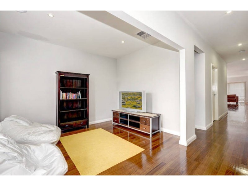 9 Folger Road, Craigieburn VIC 3064