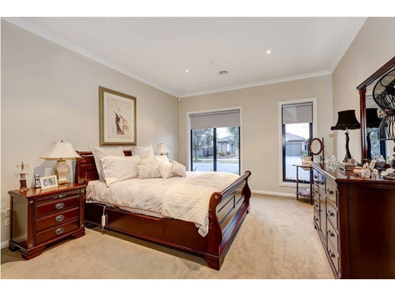 26 Conservation Drive, Craigieburn VIC 3064