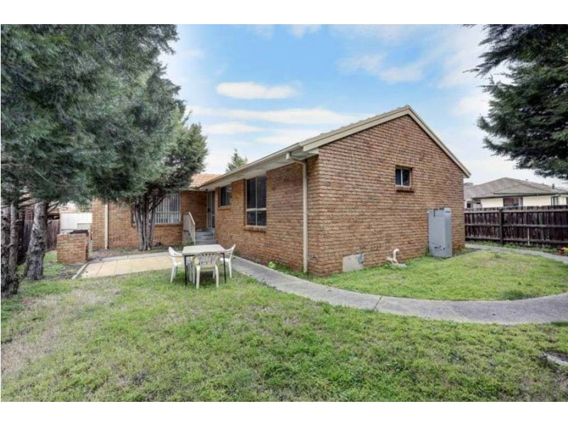 20 Lightwood Crescent, Meadow Heights VIC 3048