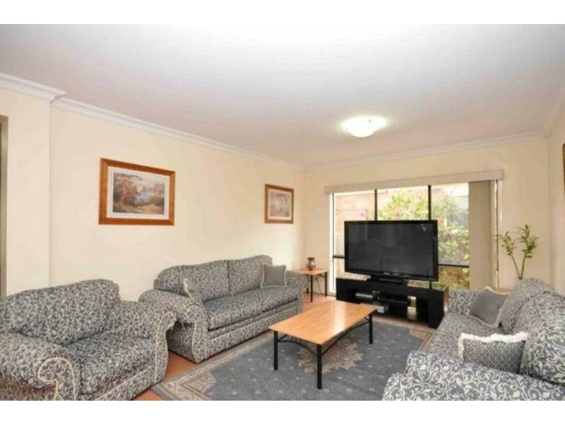 38 Mackellar Drive, Roxburgh Park VIC 3064