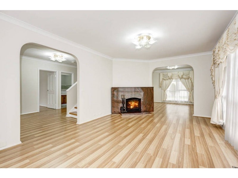 13 Gunbower Crescent, Meadow Heights VIC 3048