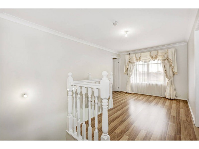 13 Gunbower Crescent, Meadow Heights VIC 3048