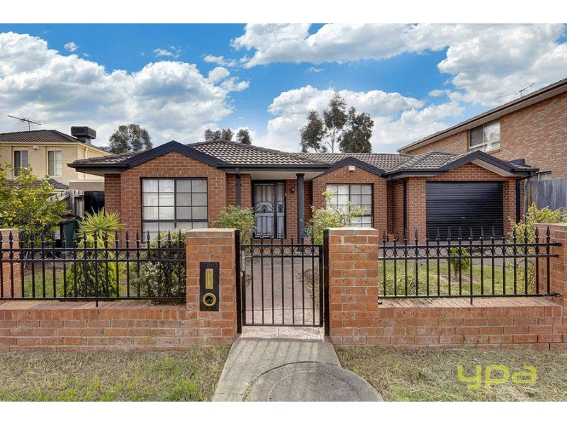 13 Golden Ash Court, Meadow Heights VIC 3048