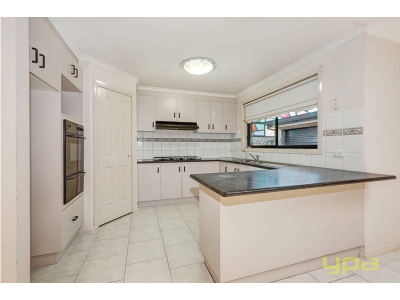 13 Golden Ash Court, Meadow Heights VIC 3048