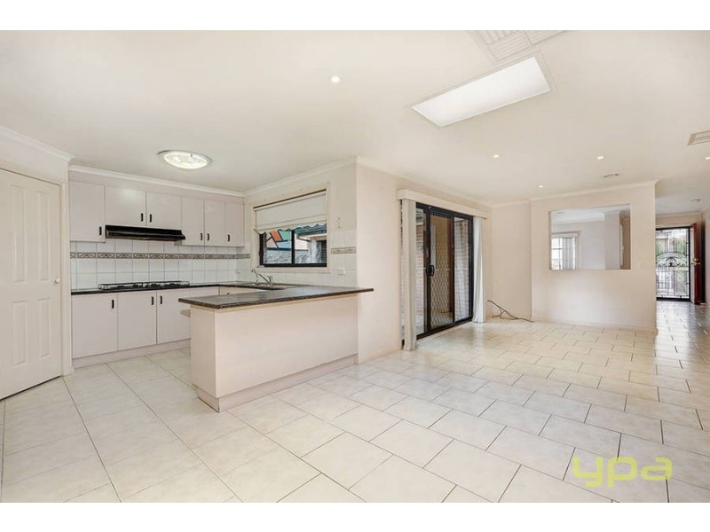 13 Golden Ash Court, Meadow Heights VIC 3048