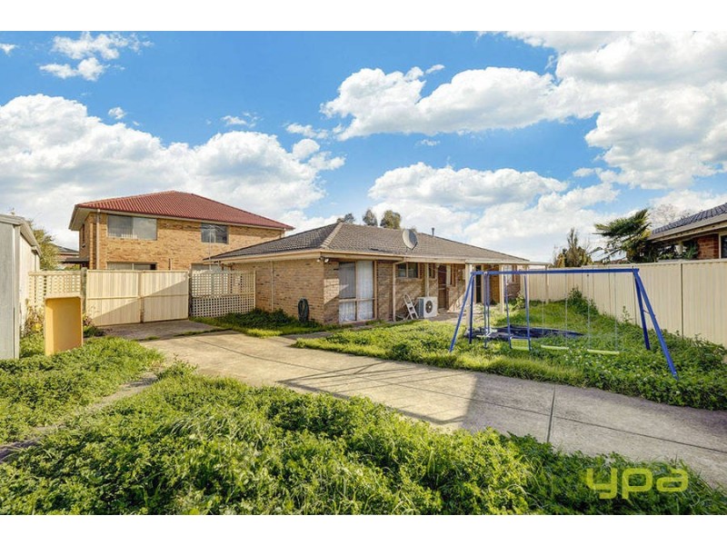10 Dutton Court, Meadow Heights VIC 3048