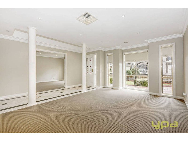 23 Brushwood Circuit, Roxburgh Park VIC 3064