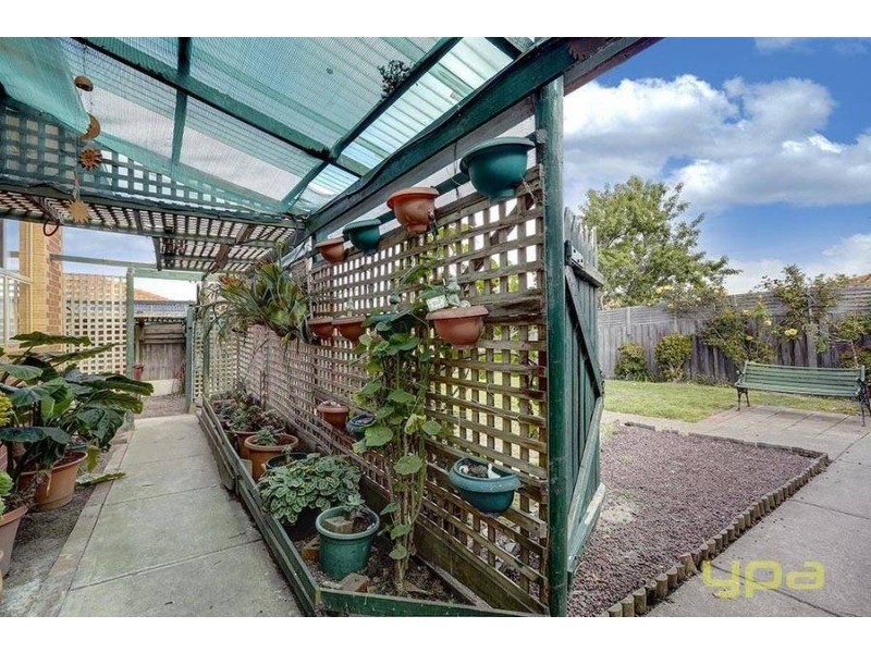 13 Manuka Place, Meadow Heights VIC 3048