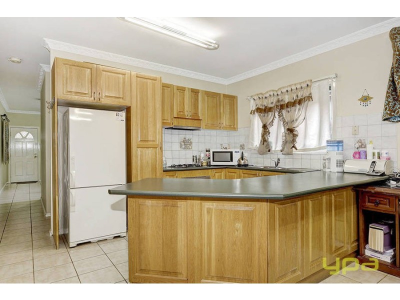 15 Franklin Avenue, Roxburgh Park VIC 3064