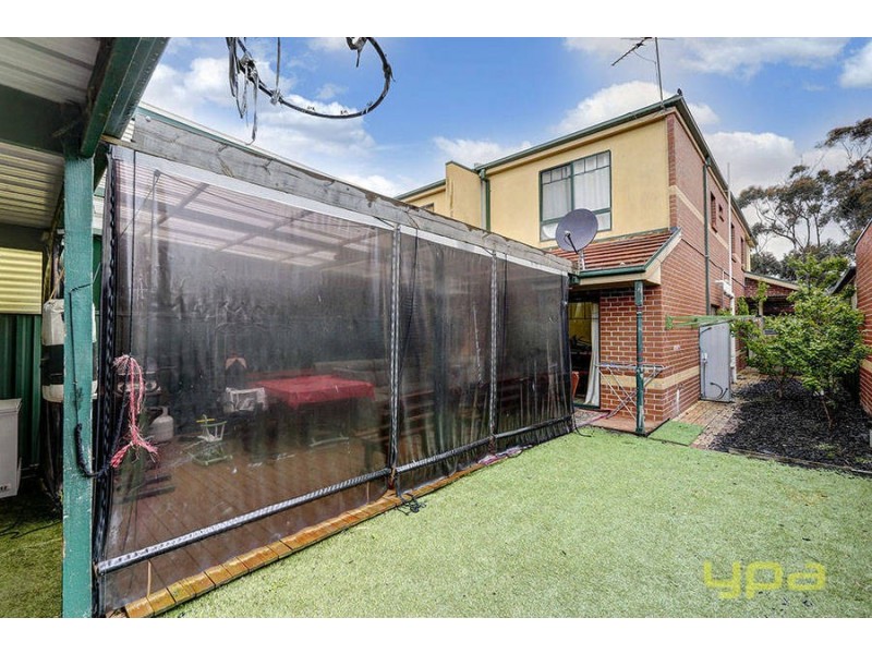 15 Franklin Avenue, Roxburgh Park VIC 3064