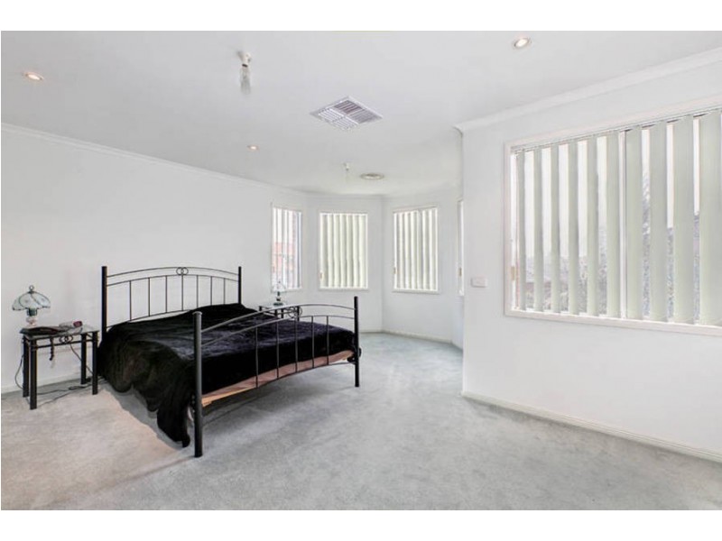 34 Jasmine Court, Meadow Heights VIC 3048