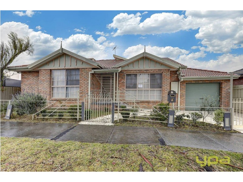 52 Nicholson Crescent, Meadow Heights VIC 3048