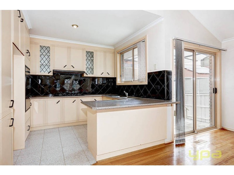 52 Nicholson Crescent, Meadow Heights VIC 3048