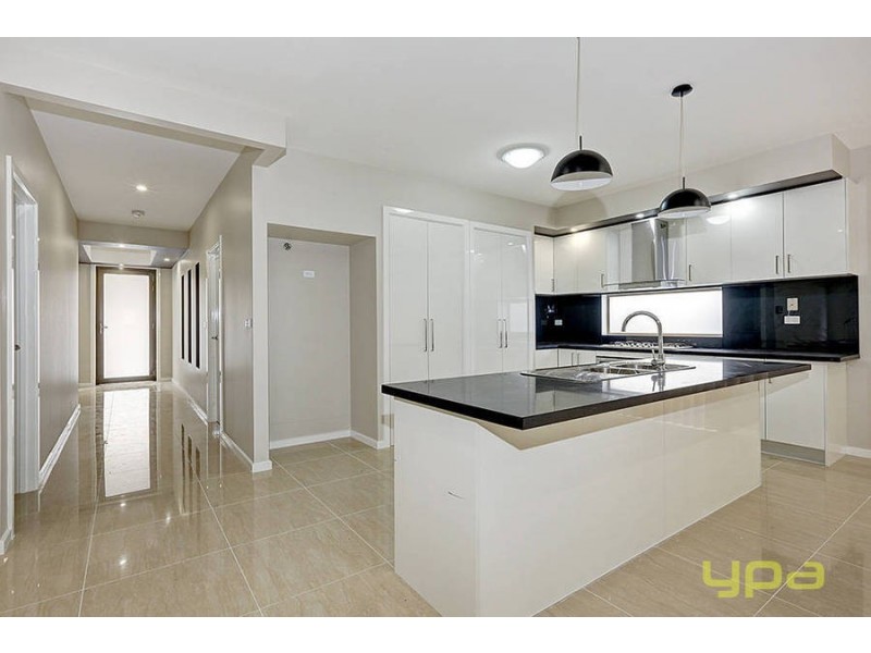 26 Villandry Street, Roxburgh Park VIC 3064