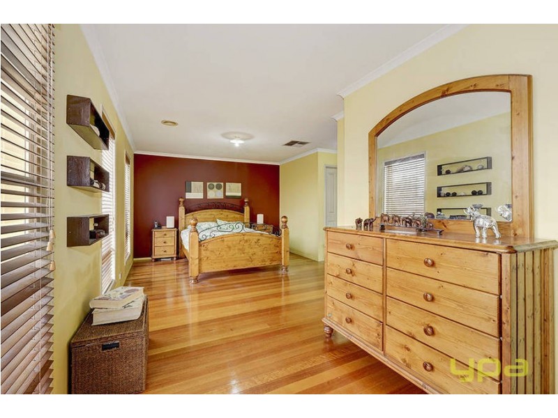 5 Welsh Court, Roxburgh Park VIC 3064