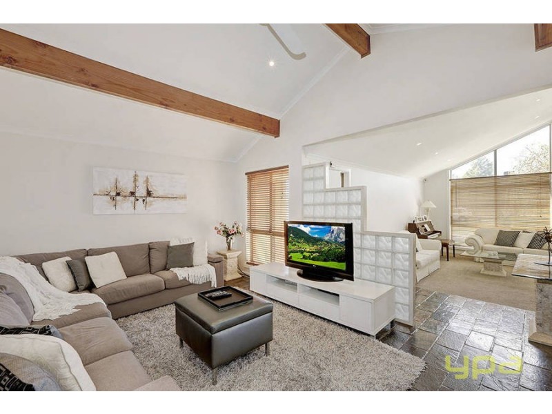 29 Papworth Place, Meadow Heights VIC 3048